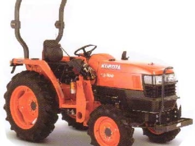 Kubota L 3200