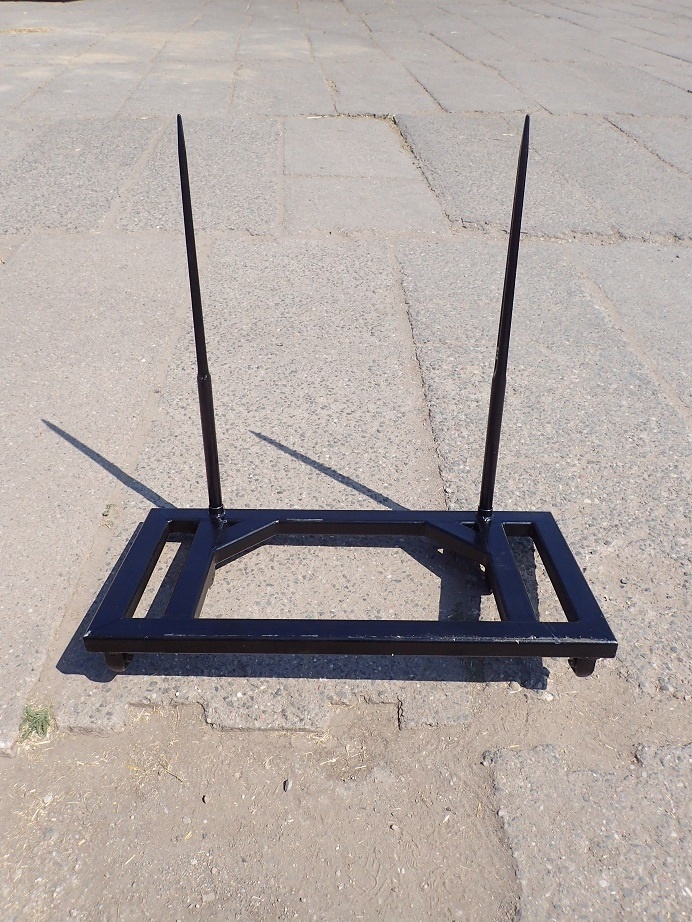 ÚCHYT SE ŠPICEMI (závěs EURO nebo AVANT)