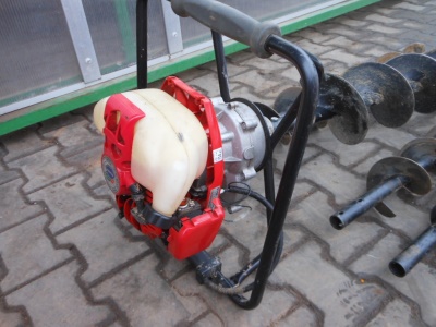 BLUE BIRD NEA 52 - zemní vrták 