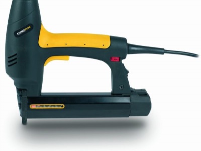 POWX138 - Elektrická sponkovačka/hřebíkovačka