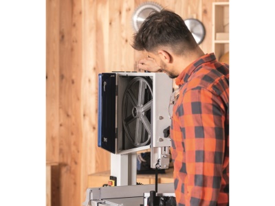 Scheppach HBS 400 - pásová pila s podstavcem