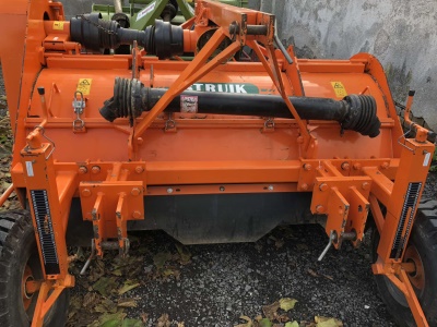 Osekávač cibulové natě Struik 2LKFA/75