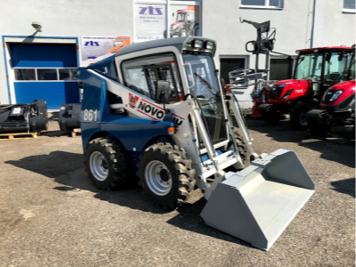 Smykem řízený nakladač Novotný B-861