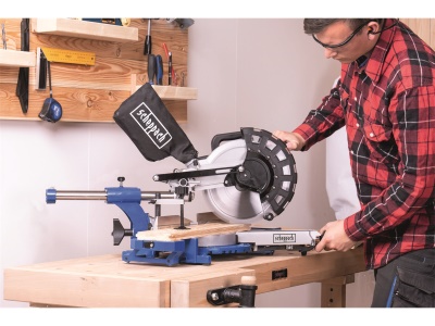 Scheppach HM 254 - pokosová pila s potahem a laserem + 2. kotouč