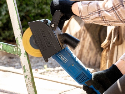 Scheppach MRS 1300 - kartáčová / renovační bruska + nylonový a smirkový kartáč K80