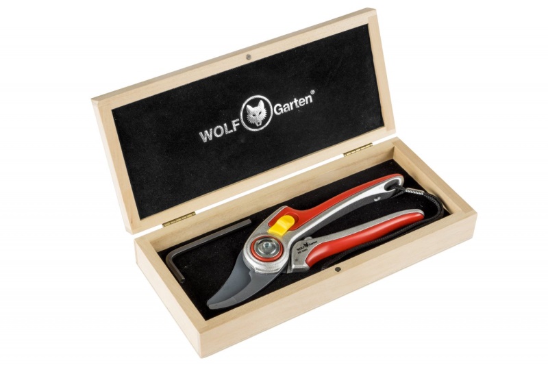 RR 5000 DVOUBŘITÉ ZAHRADNÍ NŮŽKY PROMO V DŘEVĚNÉ KRABIČCE