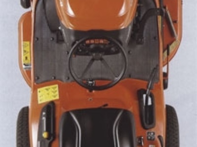 TRAKTOROVÁ SEKAČKA KUBOTA GR 1600 ID