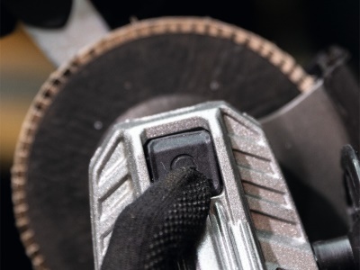 Scheppach BC-AG125-X - 20 V IXES aku úhlová bruska (bez baterie a nabíječky)