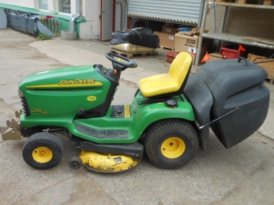 Zahradní traktor John Deere LTR 180 