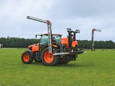 Postřikovač Kubota XMS1