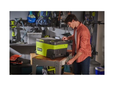 RYOBI RY18CB23A-0 - aku 18V chladící box ONE+ (bez baterie a nabíječky)