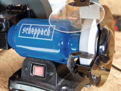 Scheppach BG 200 W - bruska na suché i mokré broušení