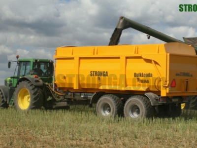 Traktorový návěs STRONGA BulkLoada BL660
