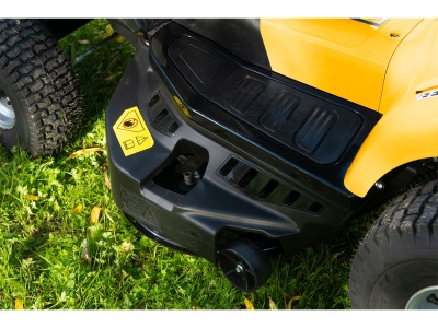 Riwall PRO RLT 102 HRD TWIN - dvouválcový travní traktor 102 cm se zadním výhozem a hydrostatickou převodovkou
