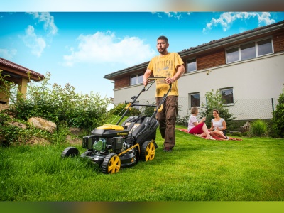 Riwall PRO RPM 4735 - multifunkční travní sekačka 4v1 s pojezdem