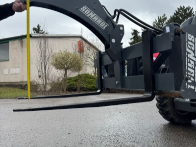 Paletizační vidle malé WPM SNR 1000 + hydr. přidržovač klád