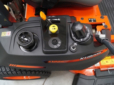 Benzínová sekačka Kubota Z2-481