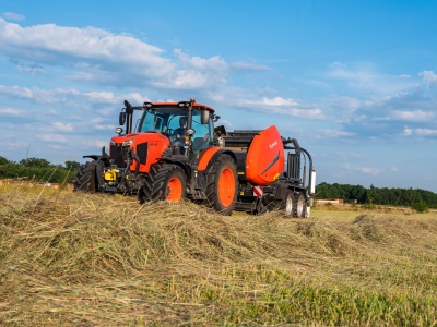 Zemědělský traktor Kubota M6132