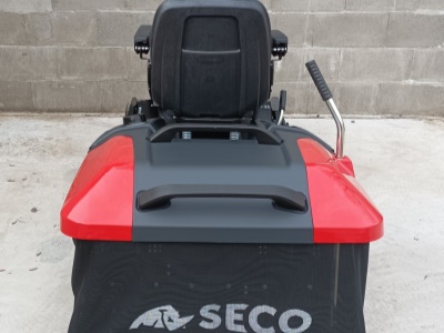 Travní traktor Seco Starjet  P4