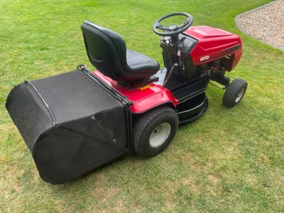 Travní traktor MTD RH 115/76