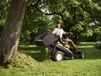 Zahradní MINI-RIDER CubCadet LR2 FR60 se sběrem