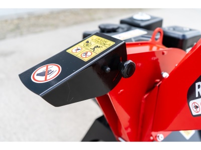 Diskový štěpkovač RTS-300 Remet (spalovací motor 7 HP)