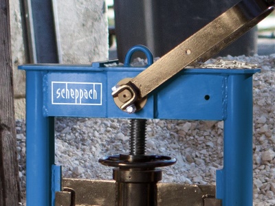 Scheppach HSC 130 - páková štípačka kamene