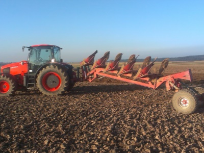 Kubota M135GX -  M135GX-S