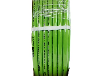 Zelená zahradní hadice Procraft PR-4GH1325 4 vrstvy, 1/2" 25 m