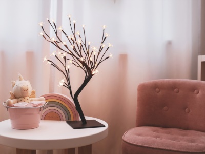 Stromek třešeň 48 LED stolní