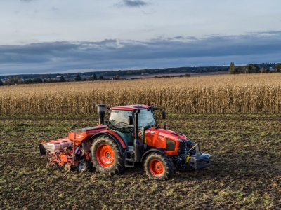 Zemědělský traktor Kubota M6111U