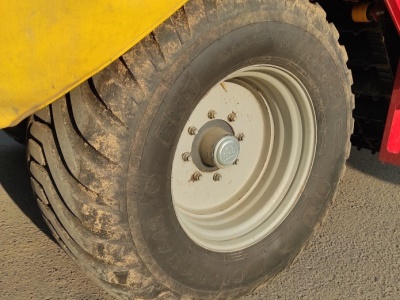 Sklízeč brambor nebo cibule GRIMME SE 75/85-55