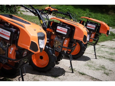 Jednonápravový dieselový malotraktor AGROTERRA 9 HP