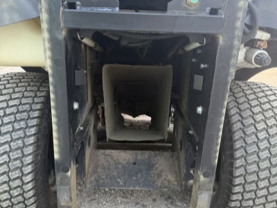 Travní traktor SECO  MP 122 D