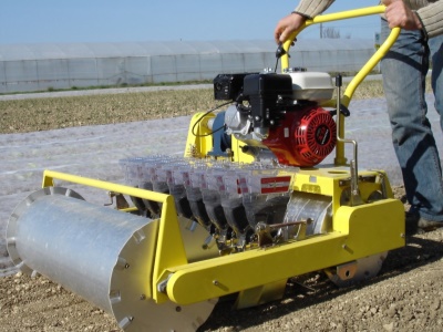 Secí stroj Terradonis s pojezdem JAS-900, Briggs & Stratton