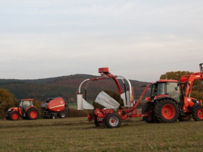 Zemědělský traktor Kubota M 8560