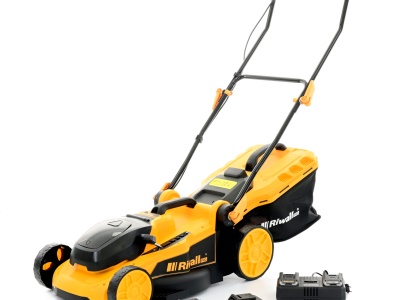 Riwall PRO RALM 4020i SET - akumulátorová sekačka 2 x 20 V + 2x 4 Ah baterie + duální rychlonabíječka 4,5 A