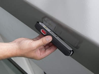 KRT706200W - Laserová vodováha