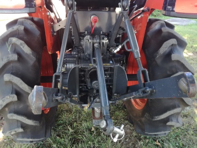 Traktor Kubota B1220 
