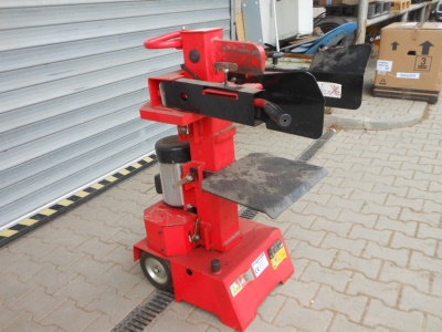 VeGA LS10 Štípač dřeva vertikální