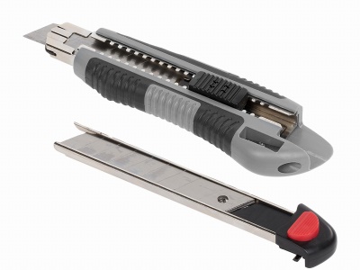 KRTH00205 - Odlamovací nůž 18 mm včetně ořezávátka na tužky