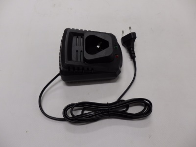 VERDEMAX Nabíječka 12V-1,5A (5994-5998-5999)