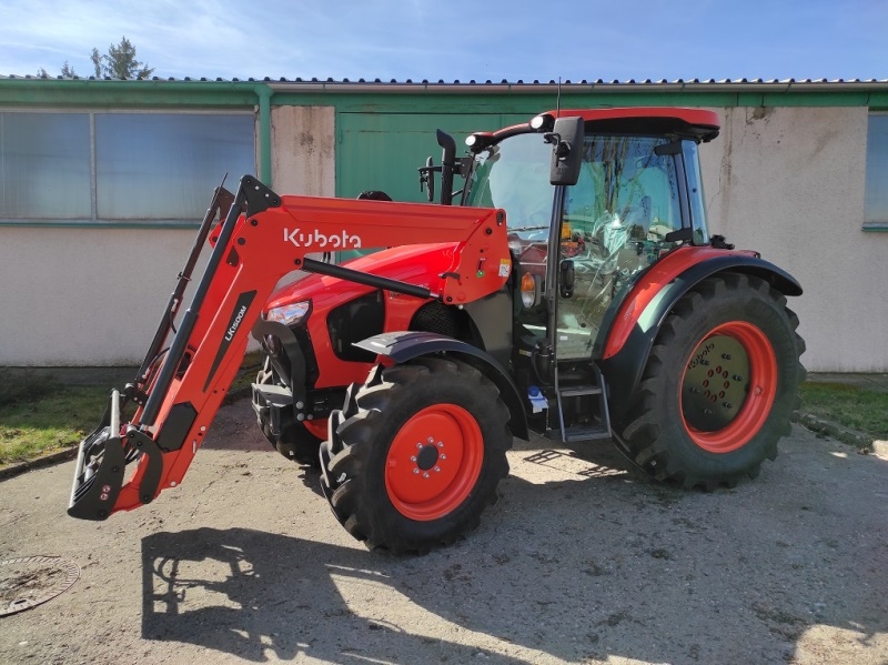 Zemědělský traktor Kubota M5-092 s čelním nakladačem LK1500M