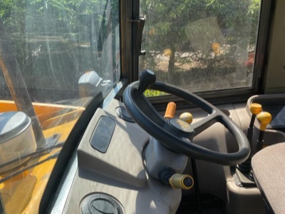 Nakladač JCB 2CX-DX