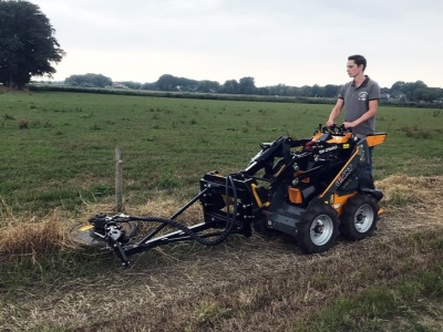 Sekačka na trávu GiANT