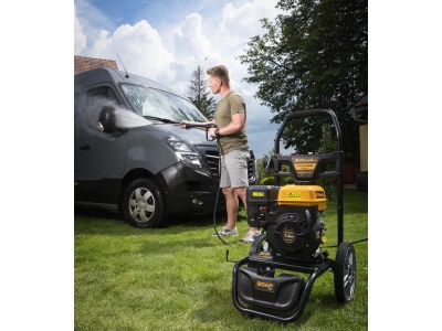 Riwall PRO RPPW 207 SET - benzínová tlaková myčka 207 barů s příslušenstvím