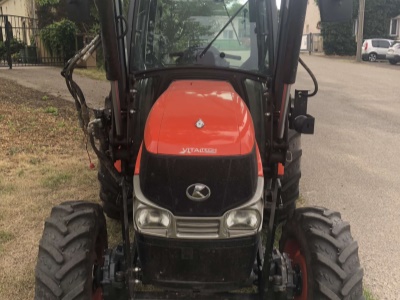 Kubota L2501 s čelní nakladačem Q180 Euro a závažím 500 kg