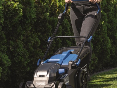 Scheppach BC-MP430-X-SET XL2 - 2x20 V IXES aku sekačka 4v1 s bezuhlíkovým motorem + 2x 4Ah baterie + duální nabíječka 4,5 A