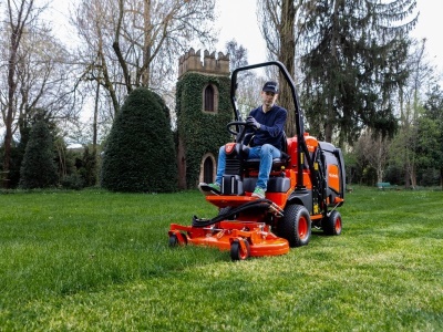 Traktorová sekačka Kubota FC2-221