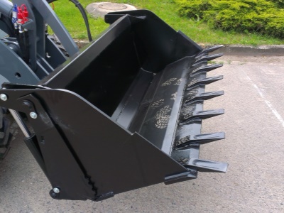 Lžíce kombinovaná 4v1 GiANT
